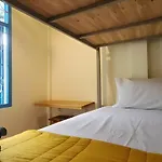 Baan Hinlad Home And Hostel (Adults Only)